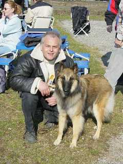 Luna (Beggy) und Claudio warten auf ihren Auftritt